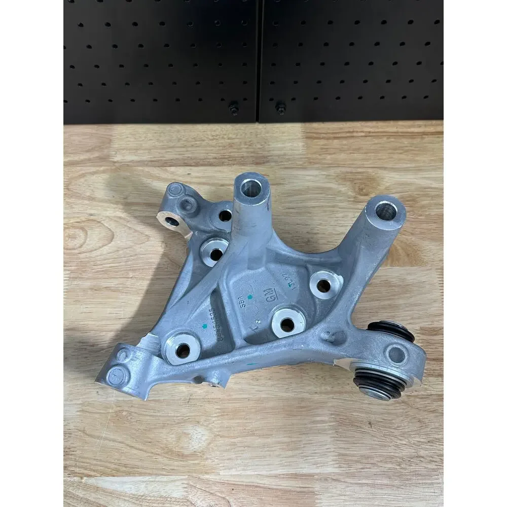 GM Genuine Parts Rear Driver Side Suspension Knuckle 84454535